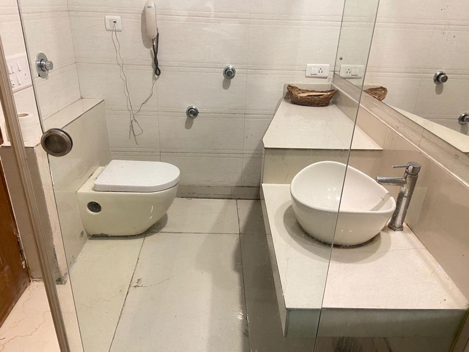 Modi Hotel & Resorts Pinjaur 外观 照片