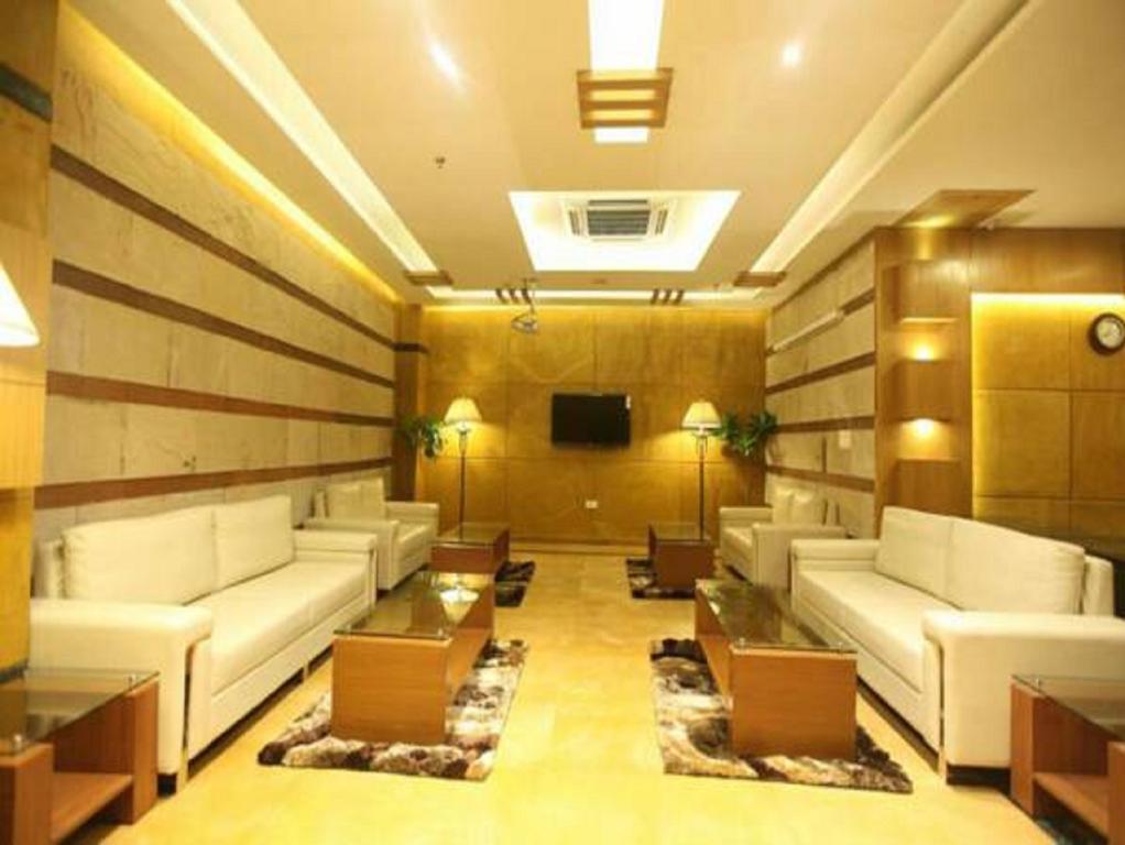 Modi Hotel & Resorts Pinjaur 外观 照片